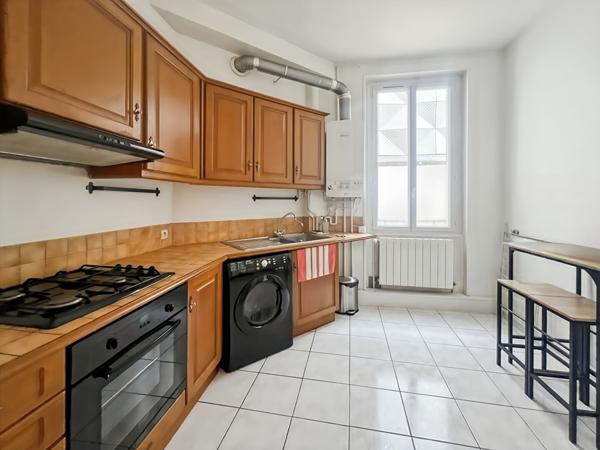 APPARTEMENT T2 A LOUER MEUBLE - JOINVILLE LE PONT