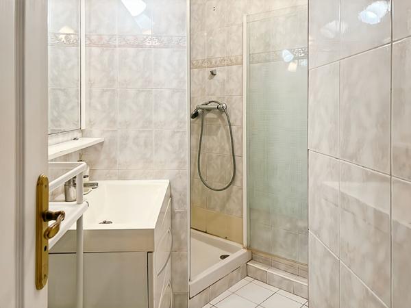 APPARTEMENT T2 A LOUER MEUBLE - JOINVILLE LE PONT