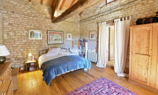MAISON DE BOURG POUR S'EVADER A LA CAMPAGNE PRES DE CORDES Cordes sur ciel