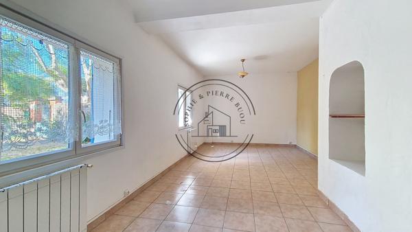 Cavaillon (84300) MAISON DES ANNEES 30 AVEC JARDIN ARBORE