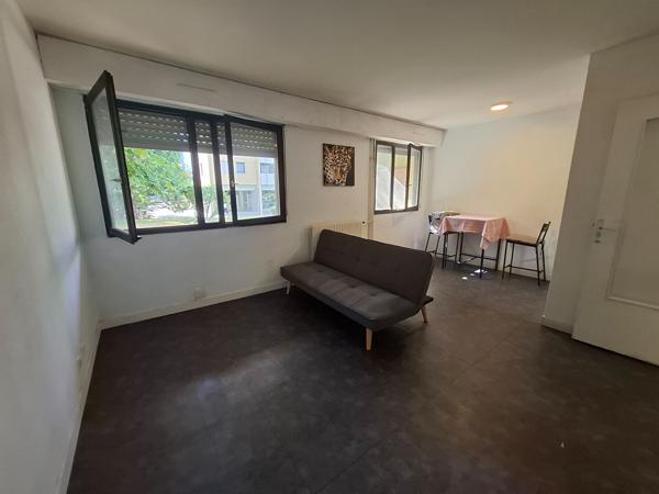 Appartement Boissy St Leger 1 pièce(s) 27.64 m2