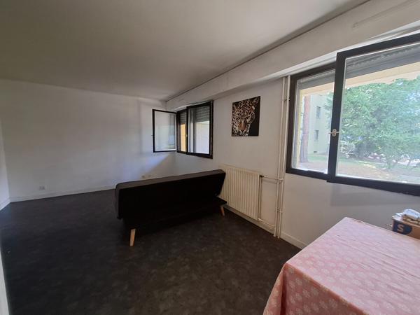 Appartement Boissy St Leger 1 pièce(s) 27.64 m2