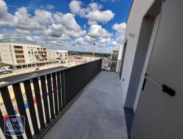 Appartement à louer 3 pièces 61.6m² Montlouis-sur-Loire (37270)