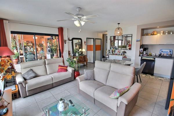 APPARTEMENT DUPLEX T4 DE 85 M² AVEC 2 TERRASSES ET GARAGE