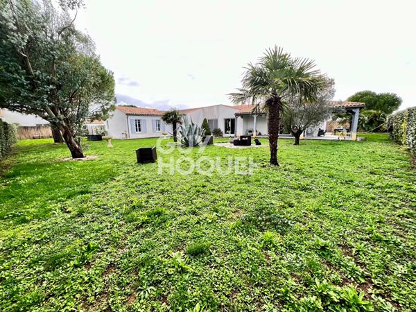 VENTE : maison F10 (287 m²) à CHARRON