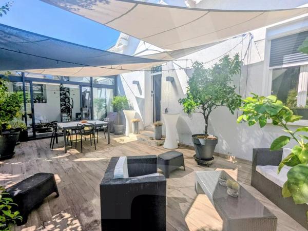 Maison de charme climatisée – 182 m² au sol – 4 chambres + 1 Bureau – Jardin plein sud - 44300 Nantes - Réf 294