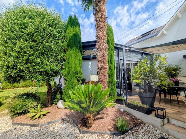 Maison de charme climatisée – 182 m² au sol – 4 chambres + 1 Bureau – Jardin plein sud - 44300 Nantes - Réf 294