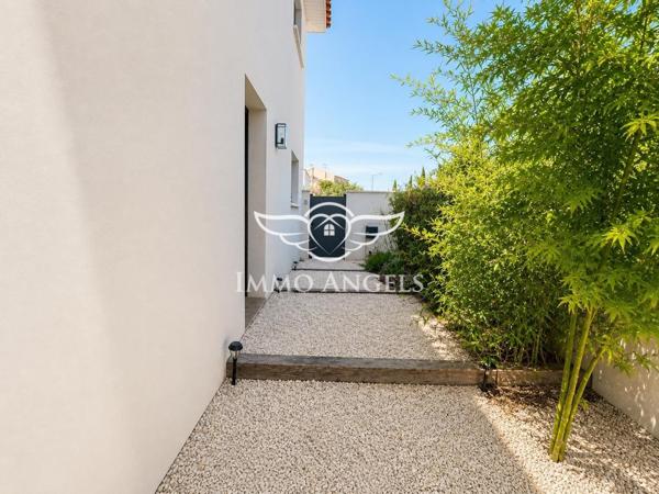 Coup de cœur assuré pour cette villa contemporaine aux portes de la plage