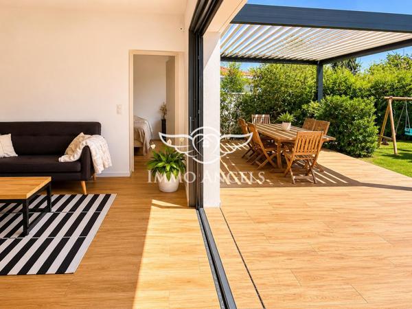 Coup de cœur assuré pour cette villa contemporaine aux portes de la plage