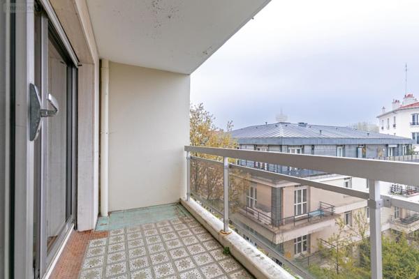 Appartement à rénover à vendre à Les Lilas en Seine-Saint-Denis (93260), ref :