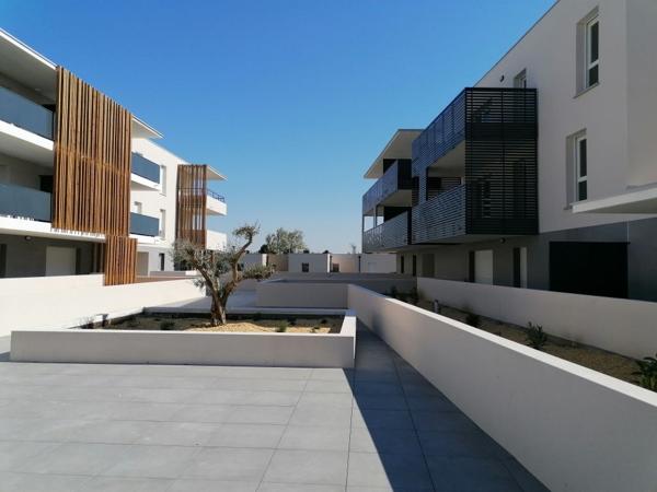 Narbonne, Appartement 2 pièces avec terrasse et place de parking
