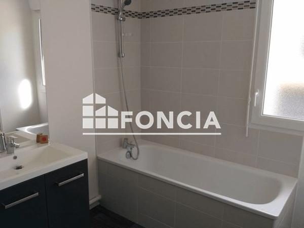 Location Appartement 3 pièces 64.68 m² - 1 RUE MARIE BONAPARTE Quimper 29000