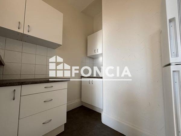 Location Appartement 2 pièces 37.33 m² - 21 RUE DE TOULON Lyon 69007