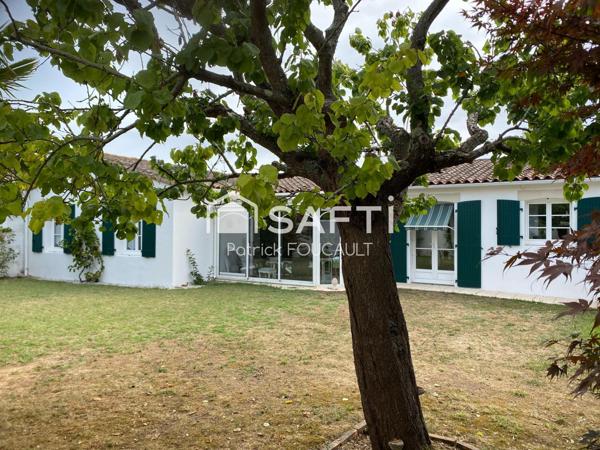 Maison Plain Pied + double garage sur terrain clos