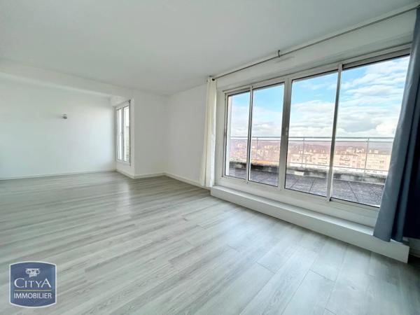 Appartement à louer 3 pièces 68.08m² Pau (64000)