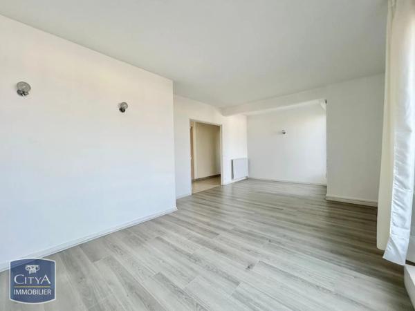 Appartement à louer 3 pièces 68.08m² Pau (64000)