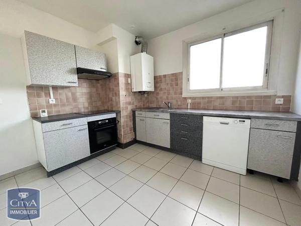 Appartement à louer 3 pièces 68.08m² Pau (64000)