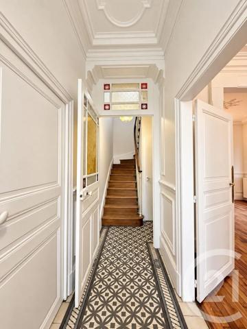 Maison à vendre  6 pièces - 151,50 m 2   MOULINS  - 03