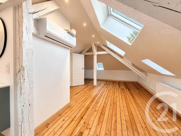 Maison à vendre  6 pièces - 151,50 m 2   MOULINS  - 03