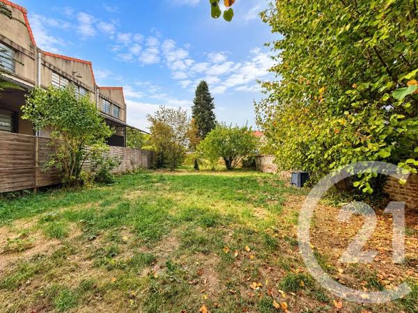 Maison à vendre  6 pièces - 151,50 m 2   MOULINS  - 03