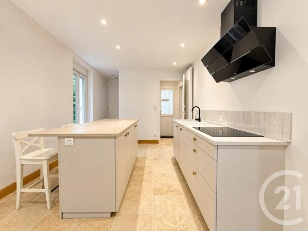 Maison à vendre  6 pièces - 151,50 m 2   MOULINS  - 03