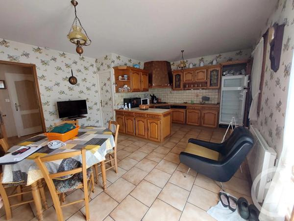 Maison à vendre  6 pièces - 148,90 m 2   MONTLUCON  - 03