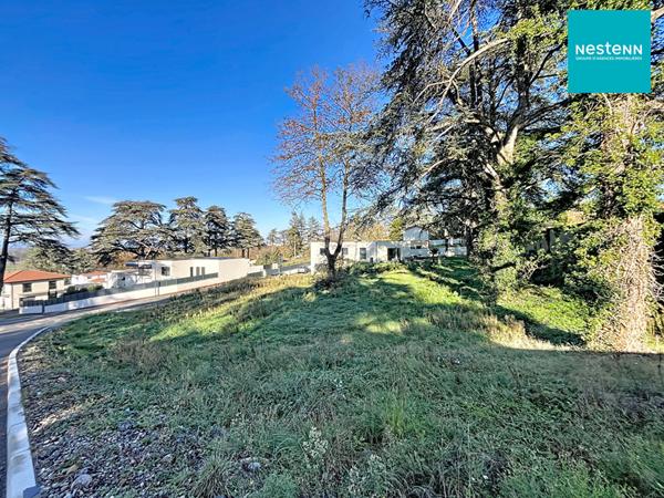 Terrain libre de constructeur à Andrezieux-Bouthéon 1188 m2