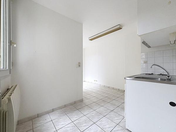 Appartement Studio à Mayenne - 16.63 m2