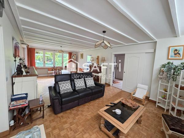 Plain-pied 163 m2 + véranda chauffée de 27 m2