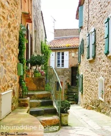 Immobilier Grimaud (83310) – Maison 110m2 – 685 000 €