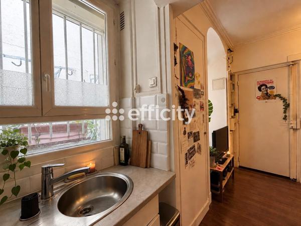 Appartement
         2 pièces
        - 30 m² Exclusivité 332 000 € *