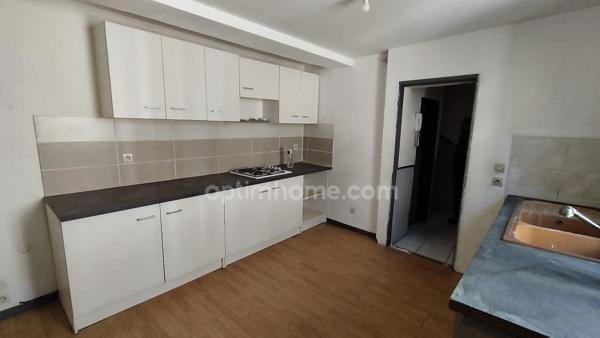 Opportunité Investisseur: Immeuble à vendre de 2 logements à Bar-le-Duc !
