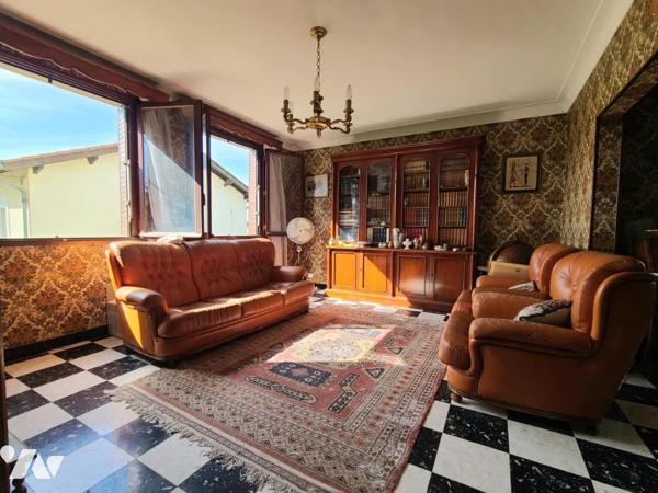 Pierrelatte - Maison sur 2 Niveaux.