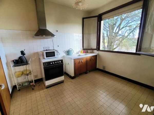 Pierrelatte - Maison sur 2 Niveaux.