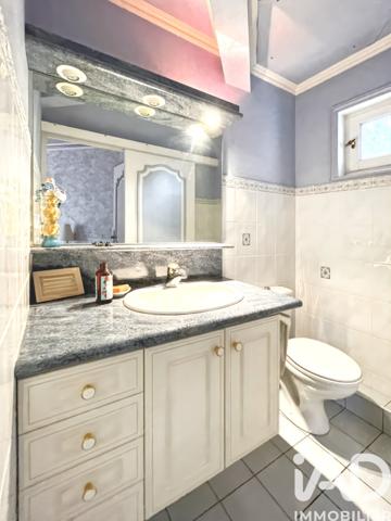 Maison à vendre 7 pièces 145 m² Feurs