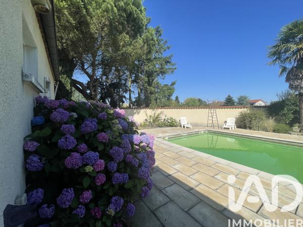 Maison à vendre 7 pièces 145 m² Feurs