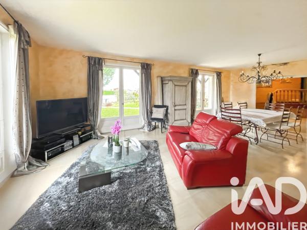 Maison à vendre 7 pièces 145 m² Feurs