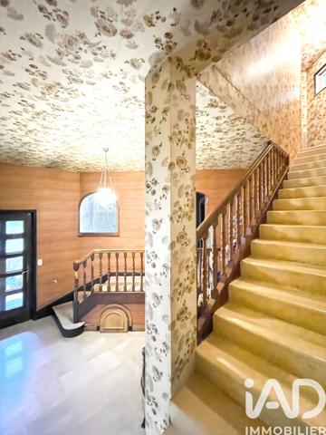 Maison à vendre 7 pièces 145 m² Feurs