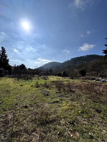 Terrain constructible de 1632 m² Levens