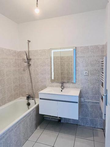 Appartement à louer à Hyères (83400)