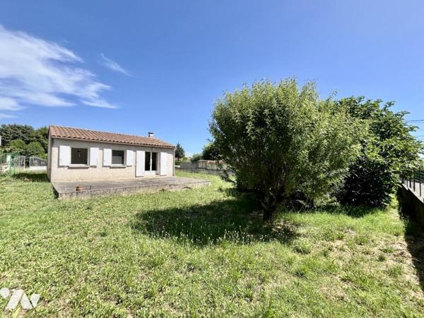 Vente villa à Pont-Saint-Esprit avec terrain entièrement cloturé
