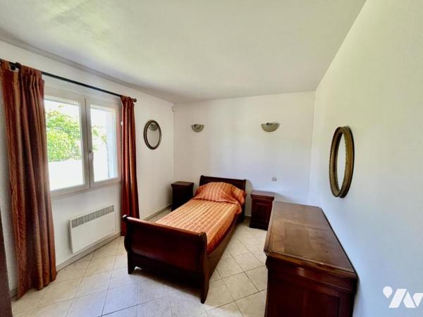 Vente villa à Pont-Saint-Esprit avec terrain entièrement cloturé