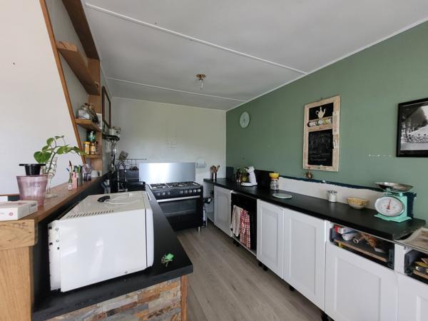 Charmante maison en pierres à la campagne