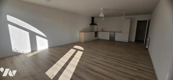 LENS Hyper Centre - appartement de 104,10 m² - 2 chambres - terrasse - possibilité garage 