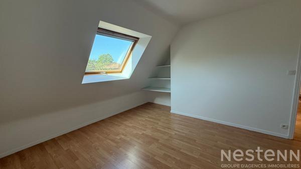 Maison familiale en centre de Pluvigner avec 4 chambres et terrain constructible de 2 250 m²