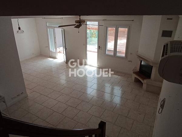 VACQUEYRAS : maison de ville F4 (132 m²) à louer