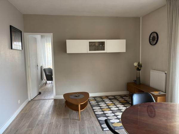 Appartement T2 rénové avec balcon et parking - Mérignac centre