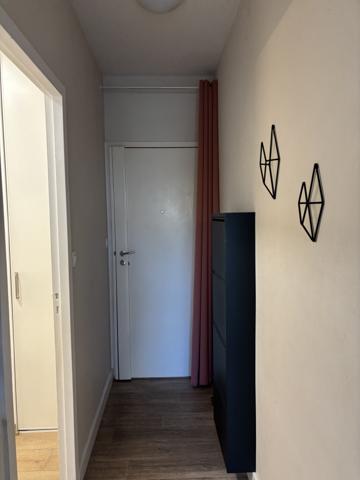 Appartement T2 rénové avec balcon et parking - Mérignac centre