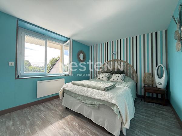 MOREAC - Propriété de charme à vendre 6 chambres et son magnifique jardin de 1280 m²
