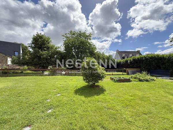 MOREAC - Propriété de charme à vendre 6 chambres et son magnifique jardin de 1280 m²